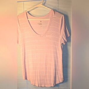 Women's Small Lilac & White Striped ✨️Super Soft V-Neck Tee-shirt.